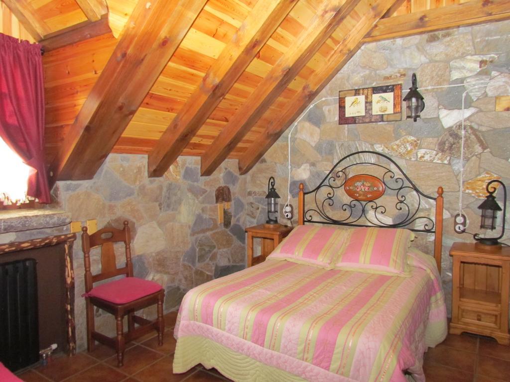 Casa Rural Fontamil Gistaín Rom bilde